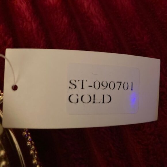 Vintage New Evening Metallic Gold Heart Shape Handbag - Picture 5 of 5